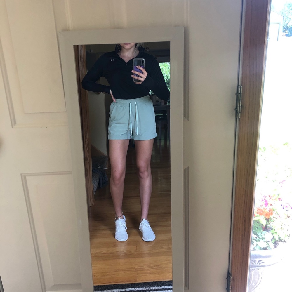 Under Armour athletic black half zip